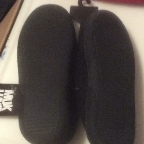 Muk Luks  Men Night Shoes - Picture 4 of 5